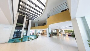 Quầy tiếp tân