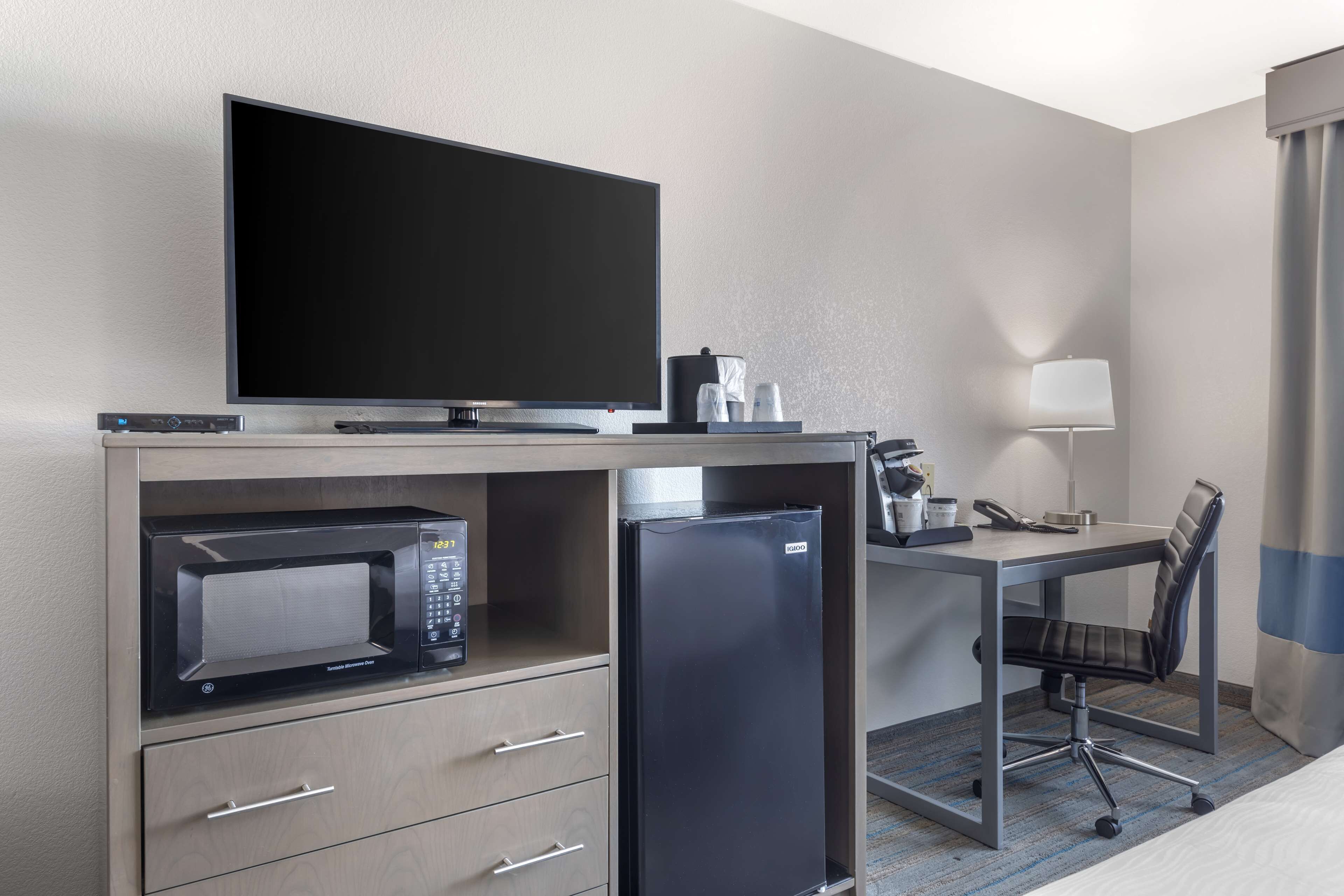 desk, laptop workspace, soundproofing, iron/ironing board