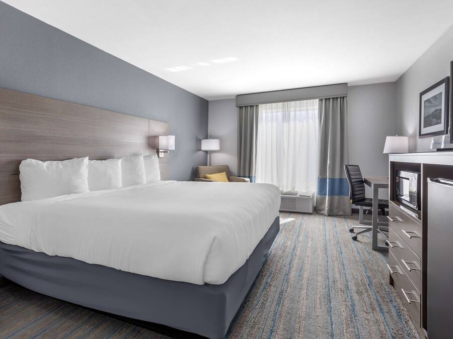 Desk, laptop workspace, soundproofing, iron/ironing board