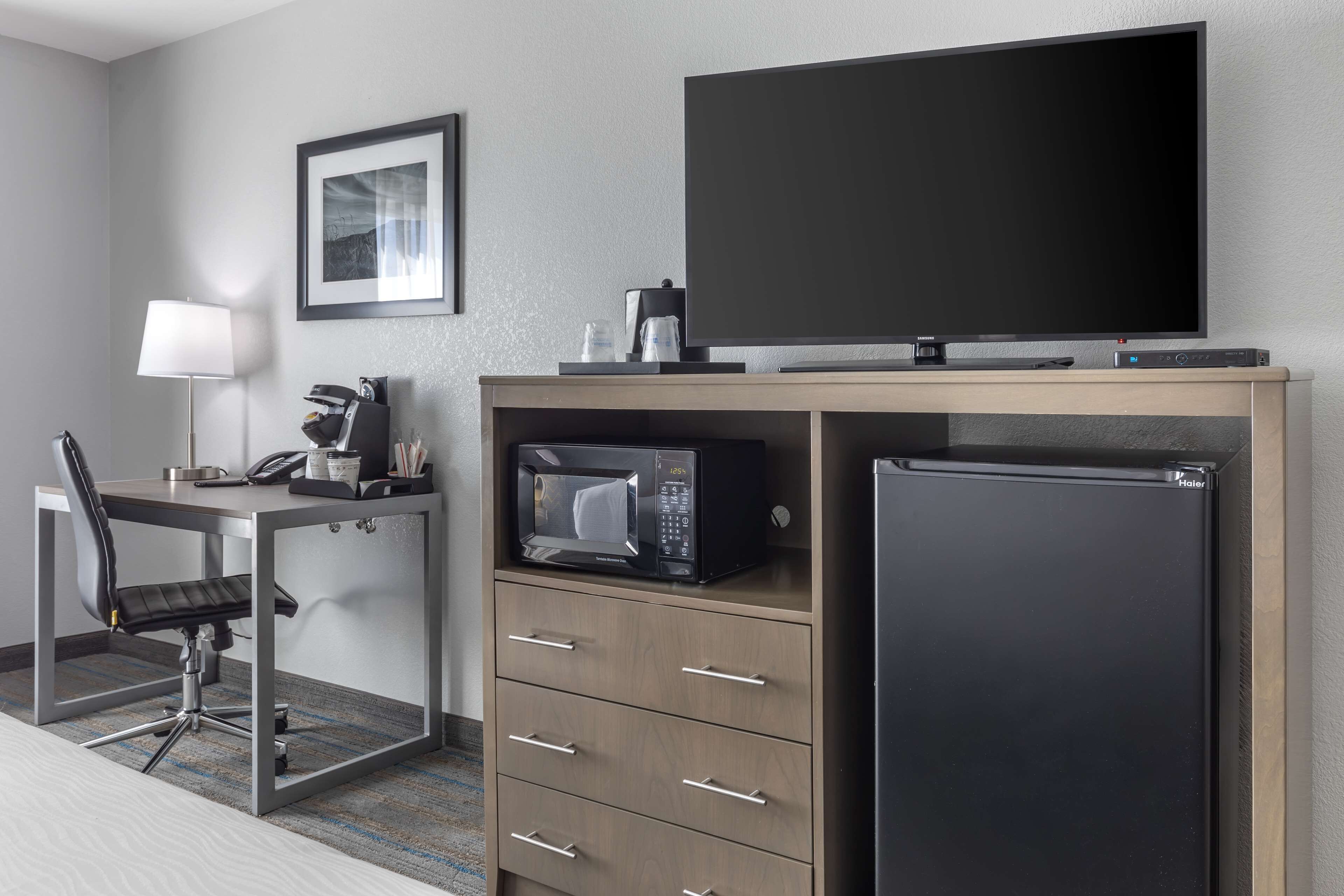 desk, laptop workspace, soundproofing, iron/ironing board