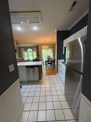 Interior - Beautiful Condo on Arrowhead Golf Course (Myrtle Beach)