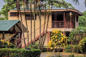 Exterior - Explore Paradise-Linda Vista cottage (Liberia)