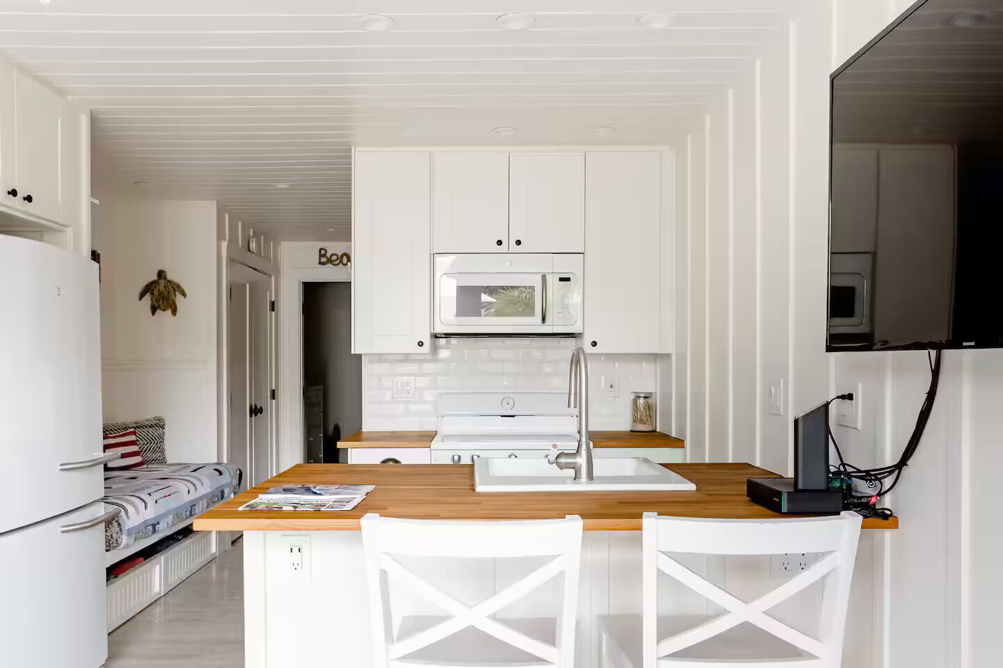 Microwave, oven, stovetop, paper towels