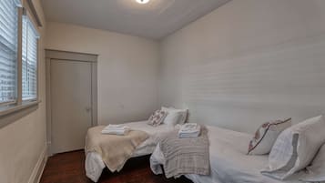 5 間睡房、熨斗/熨衫板、Wi-Fi、床單