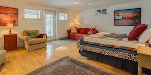 3 chambres, fer et planche à repasser, Wi-Fi, draps fournis