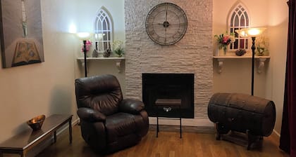 Hidden Oasis with pool and garden