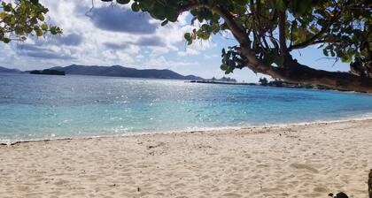 Beachfront Condo just steps from Sapphire Beach