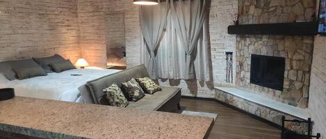 1 habitación, wifi y ropa de cama