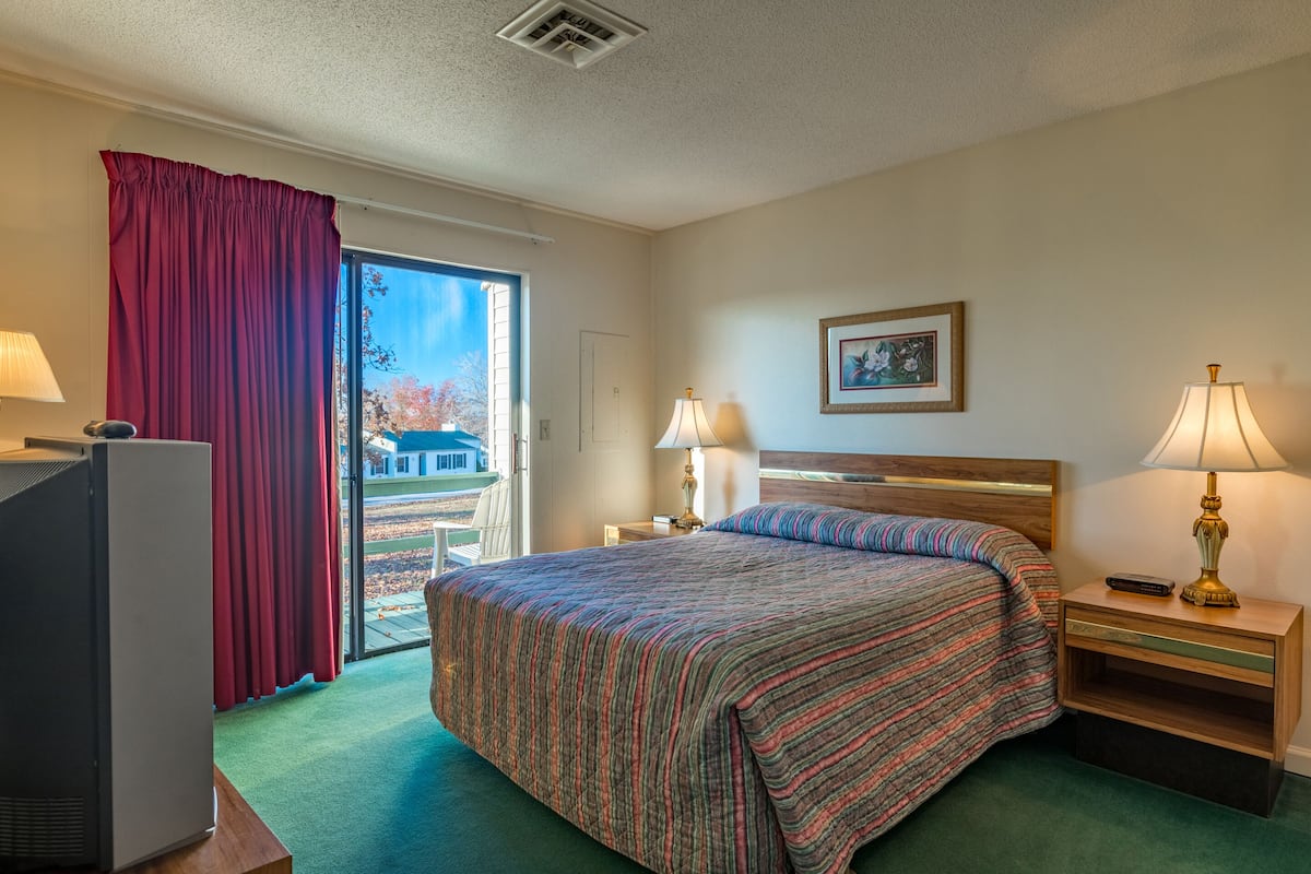 individually decorated, individually furnished, iron/ironing board