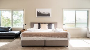 4 soverom, wi-fi (inkludert) og sengetøy