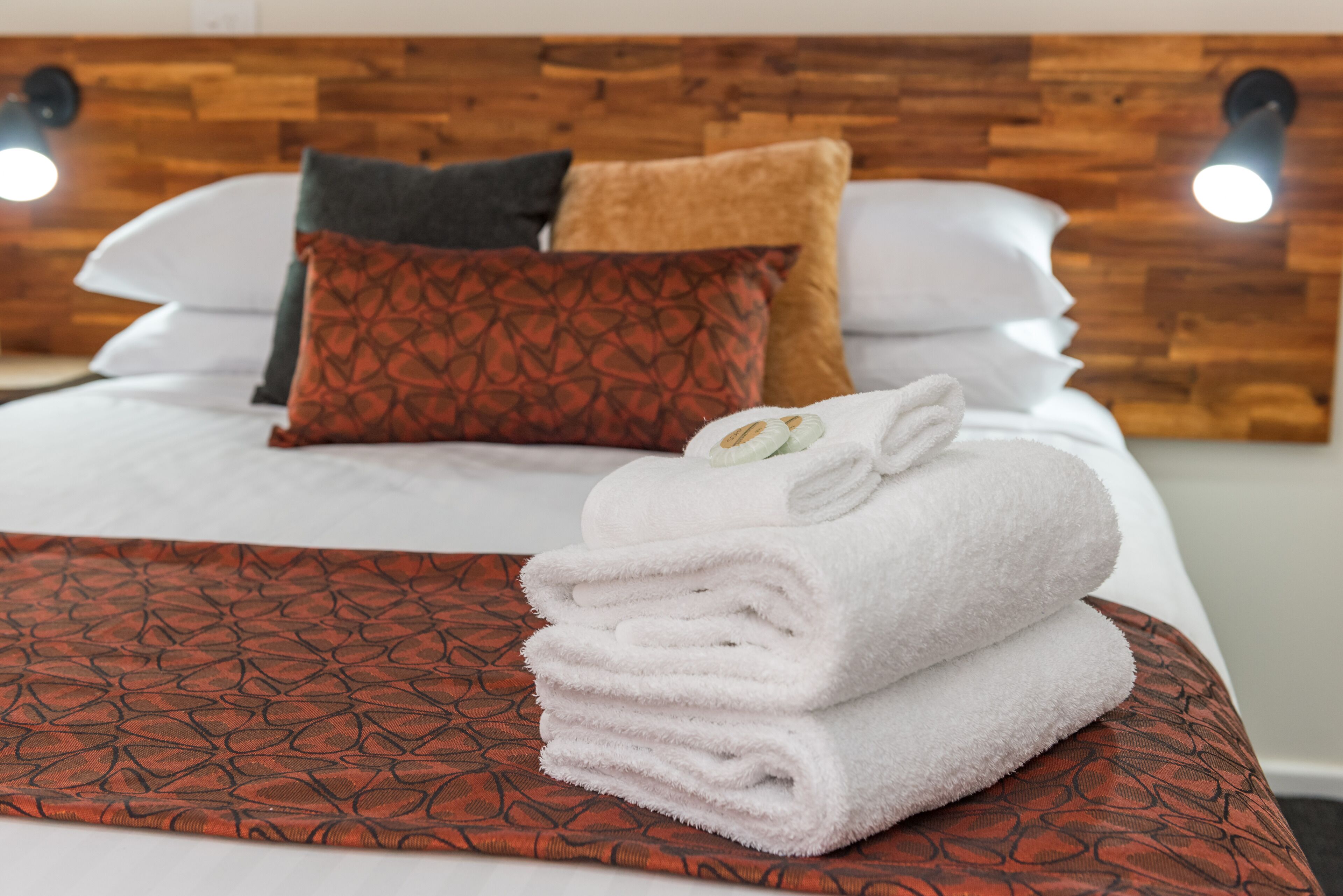 Basic Quadruple Room, 2 Queen Beds
