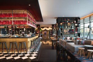 Bar (on property) - YaTi by Artyzen Hongqiao Shanghai (Shanghai)