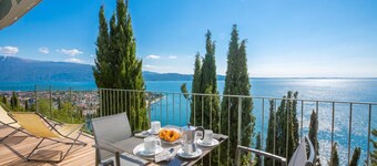 Rustichel fantastic Lake View, Toscolano Maderno, Italy