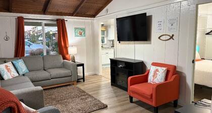 Walk to Embarcadero + Kids Dream Yard + Pool Table