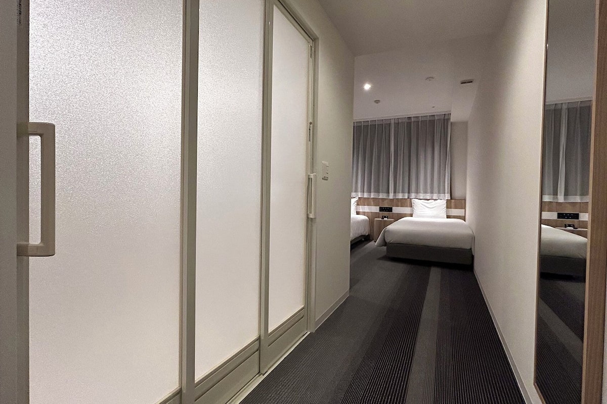 In-room safe, desk, laptop workspace, blackout curtains