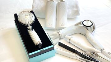 Premium Double Room | In-room safe, desk, laptop workspace, blackout drapes