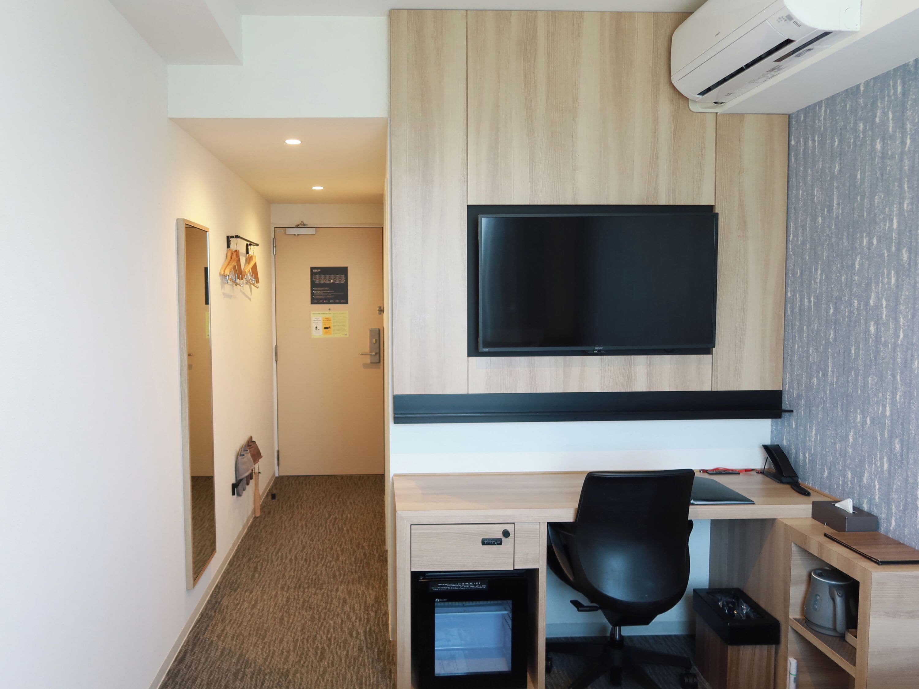 1 bedroom, in-room safe, desk, laptop workspace