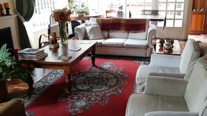 Unclassified image, 4 of 10, button - The Hostel Bogota Real (Bogotá)