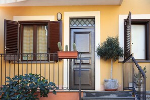 Departamento, 1 habitación, para fumadores, balcón | Balcón