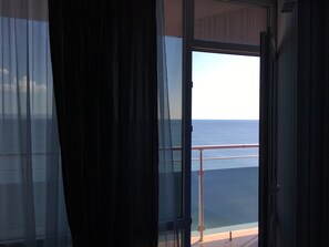 Room, 1 Bedroom, Smoking, Balcony | Balkoni