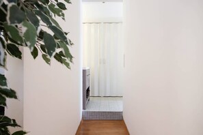 Interior - Room For 8 People In Polanco (Mexico City)