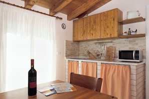 Apartment, 1 Bedroom, Smoking, Balcony | Interior