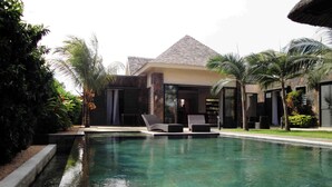 Pool - Luxury Contemporary Villa Without Opposite (Grand-Baie)