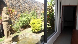 Interior detail - Luxury Contemporary Villa Without Opposite (Grand-Baie)