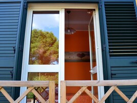 Habitación, 1 habitación, fumadores, balcón | Jardines del alojamiento