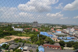 Condo, 1 Bedroom | Property grounds