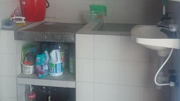 Stovetop, coffee/tea maker, high chair, cookware/dishes/utensils