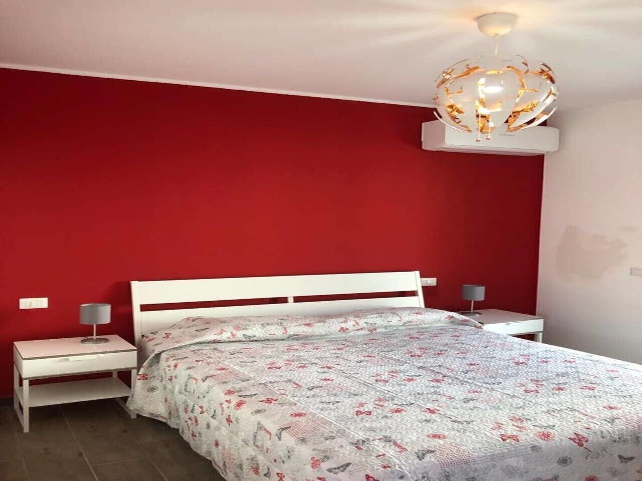 Villa, 2 Bedrooms, Smoking, Garden View | 2 bedrooms, iron/ironing board, bed sheets