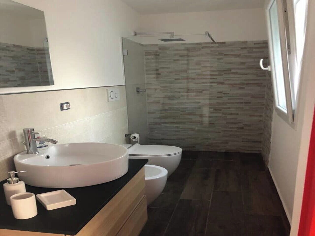 Villa, 2 Bedrooms, Smoking, Garden View | Bathroom | Hair dryer, bidet, towels