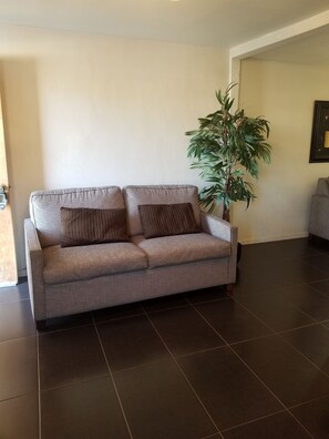 Casa, 2 habitaciones, microondas | Interior