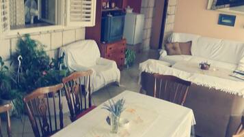 Chambre, 1 chambre, fumeur, balcon | Intérieur