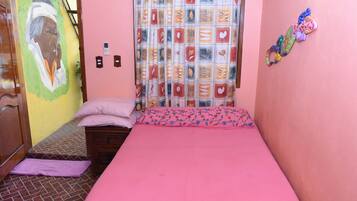 1 habitación y ropa de cama