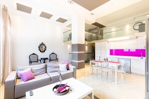 Appartamento, 3 camere da letto, balcone | Interni