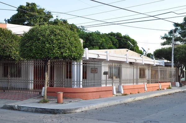 Exterior - Hostal Hogar Buenaventura (Santa Marta)