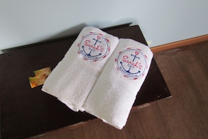 Interior - Comfortable Room With Balcony 5 Minutes Walk From the Main Beach (San Andrés)