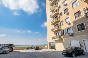 Front of property - Beach Vibe Apartments Solid Residence (Constanta)