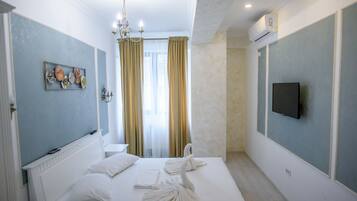 Deluxe Apartment | Free WiFi