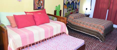 1 bedroom, bed sheets