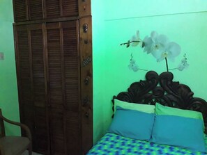 Asrama Umum, 1 kamar tidur, patio | 1 kamar tidur dan seprai linen