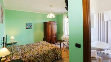 Apartment, 1 Bedroom, Terrace | 1 bedroom, WiFi