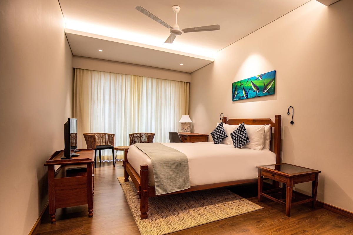 Room (Lodge without view) | Premium bedding, in-room safe, desk, laptop workspace
