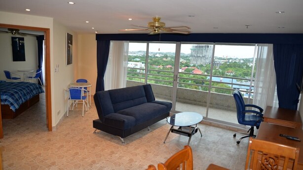 Condo, 1 phòng ngủ | Nội thất
