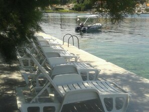 Room, 1 Bedroom, Smoking, Balcony | Property grounds