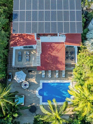 Villa, 6 chambres, fumeurs, piscine privée | Restauration extérieure