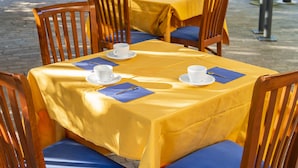 Dining - Settecolli Sport Hostel - Double Room 109 (Filottrano)