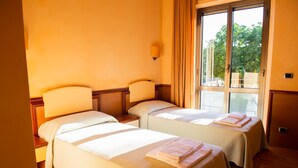 1 bedroom, WiFi (free) - Settecolli Sport Hostel - Double Room 109 (Filottrano)